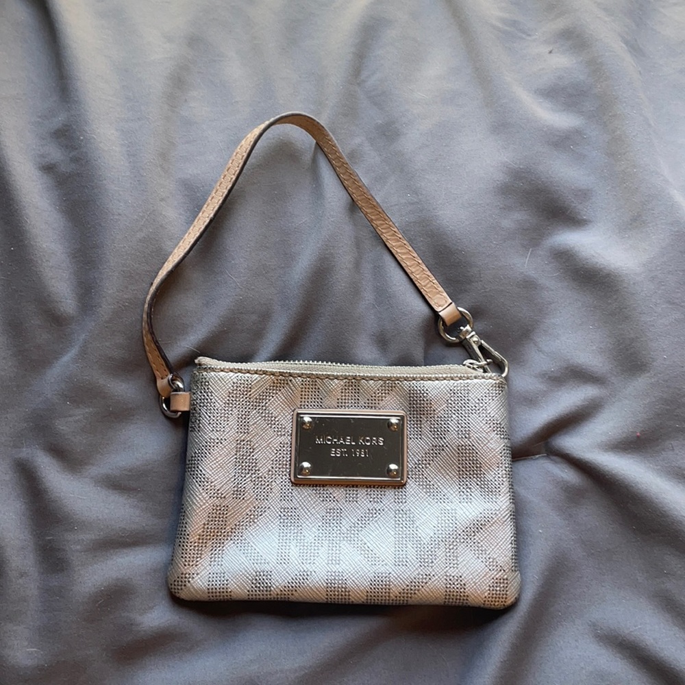 Michael Kors wristlet